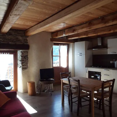 Nebin - Valle Maira Appartement